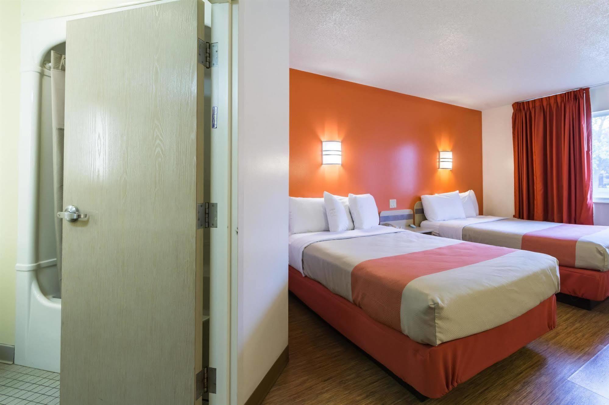 Motel 6-Milan, Oh - Sandusky Exterior foto